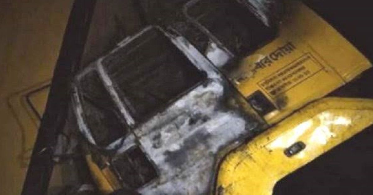 Truck-fire-in-Naogaon