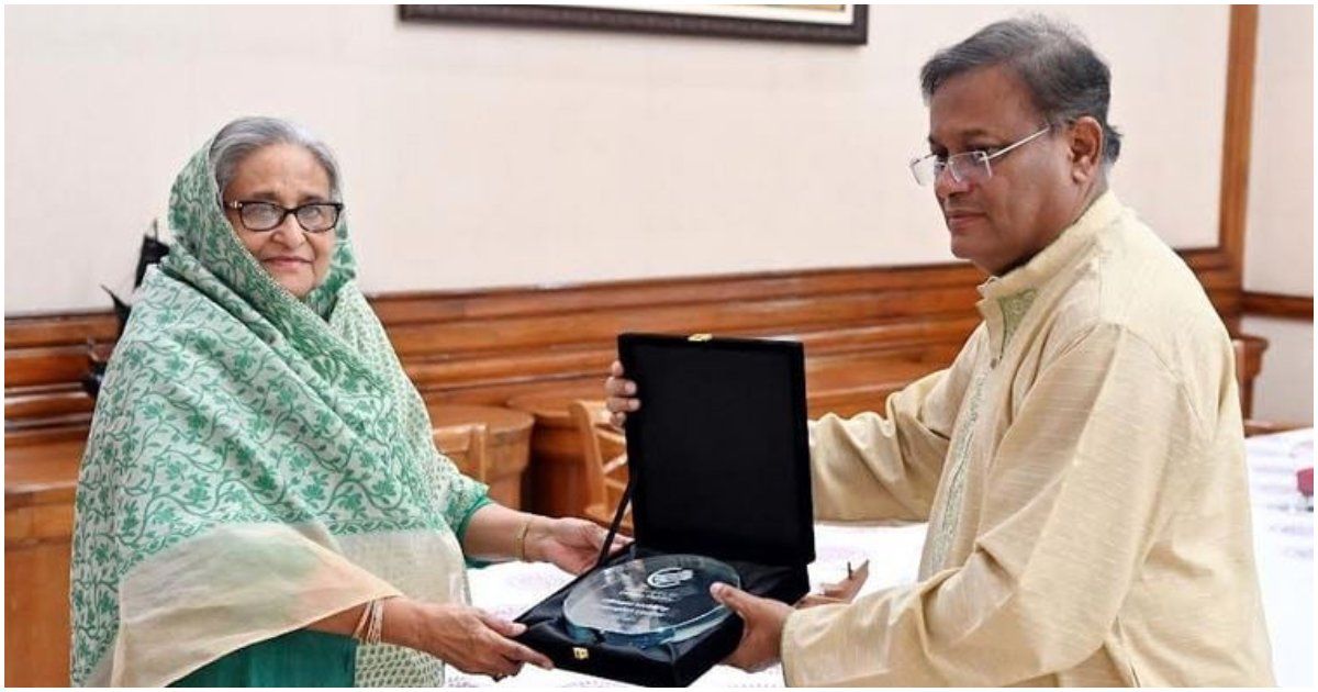 প্রধানমন্ত্রীর-হাতে-এশিয়া-ক্লাইমেট-মোবিলিটি-চ্যাম্পিয়ন-লিডার-অ্যাওয়ার্ড