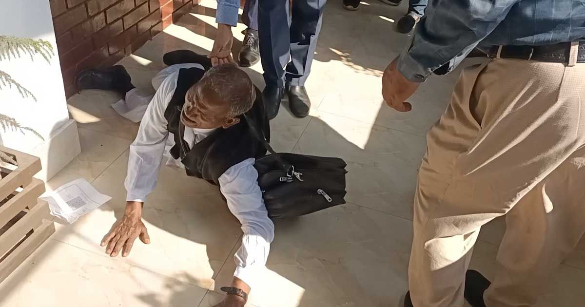 Ali-who-failed-in-the-UP-elections-three-times-threatened-to-commit-suicide-due-to-cancellation-of-nomination