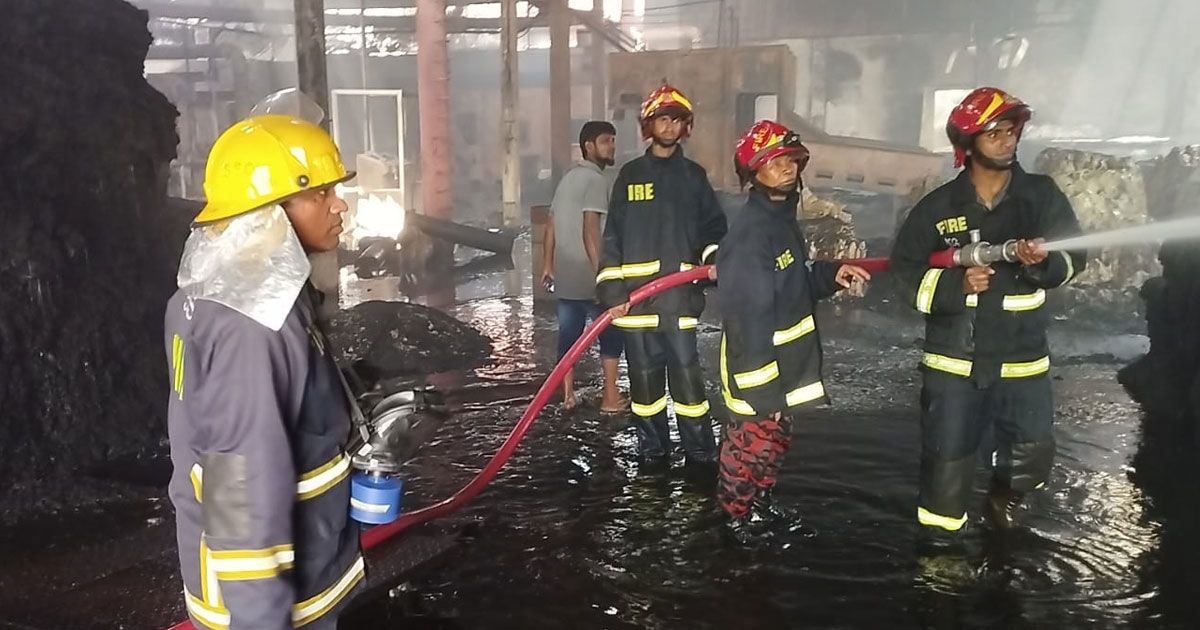 Chittagong-cotton-factory-fire-under-control