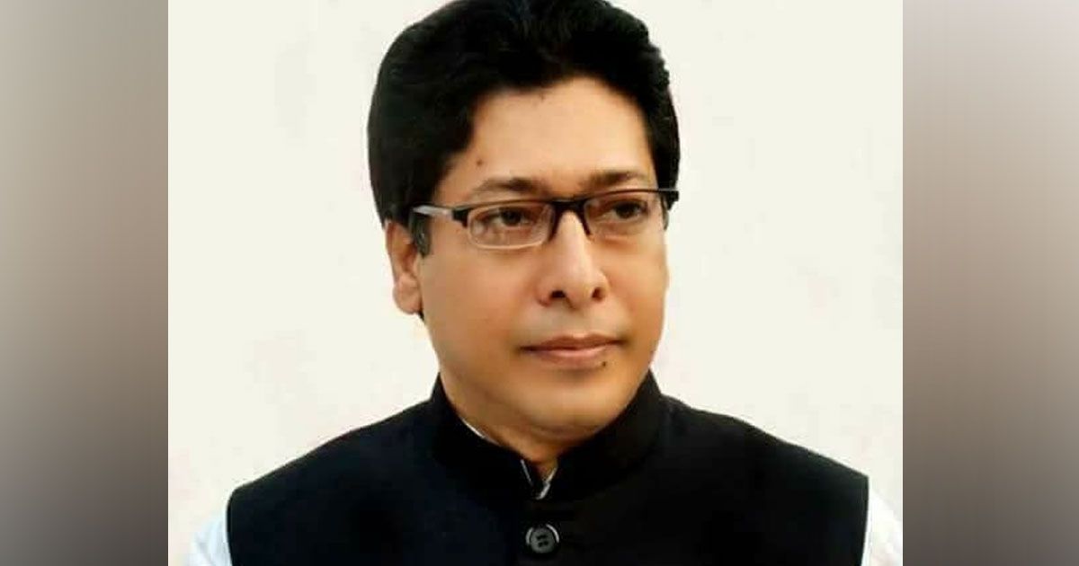 State-Minister-Farhad-was-given-a-show-cause-in-the-public-meeting-about-government-facilities