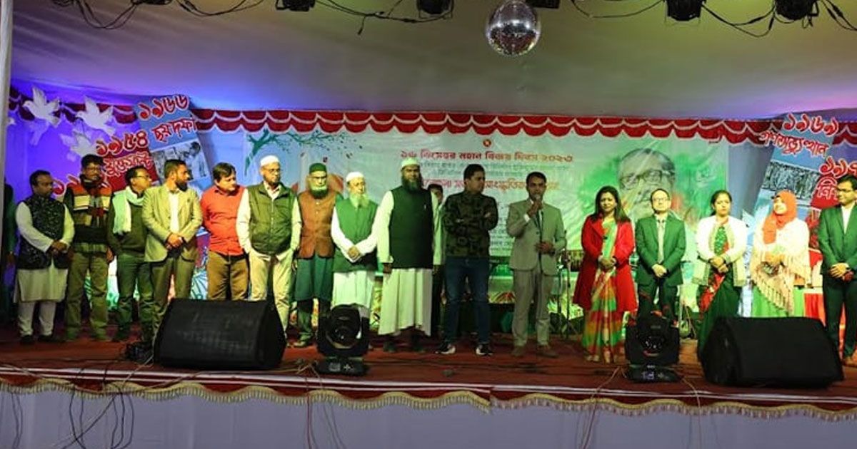 হবিগঞ্জে-৮-পেঁয়াজ-ব্যবসায়ীকে-জেলা-প্রশাসনের-সম্মাননা