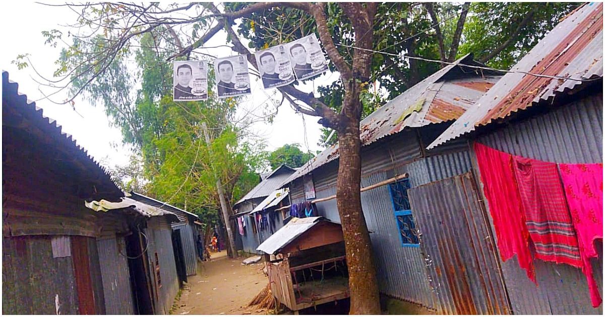 বীর-মুক্তিযোদ্ধার-বাড়িতে-নৌকার-পোস্টার-ভাতা-বন্ধের-হুমকি-আওয়ামী-লীগ-নেতার