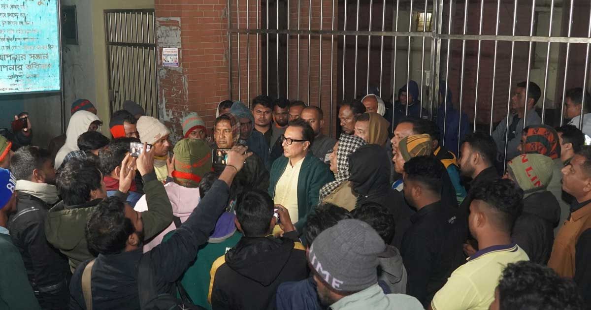 চুয়াডাঙ্গায়-ঈগলের-প্রার্থীকে-লাঞ্ছনার-অভিযোগ-নৌকার-৪-সমর্থক-আটক