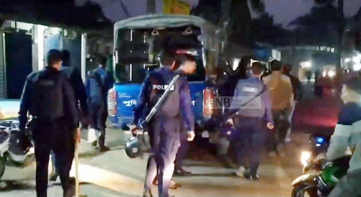 সিরাজগঞ্জ ও পাবনায় স্বতন্ত্র প্রার্থীদের ভোটের প্রচারে নৌকার হানা