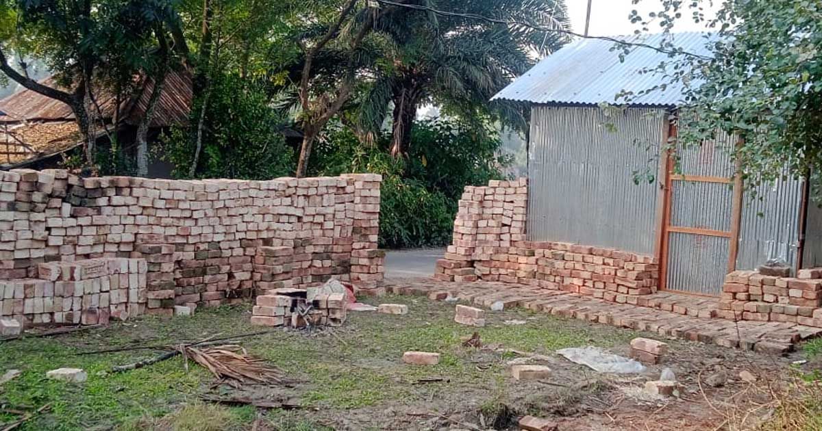 আওয়ামী-লীগ-নেতার-বিরুদ্ধে-মারধর-বাড়িছাড়া-করার-অভিযোগ-