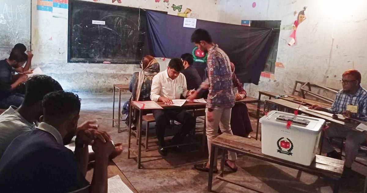 সব-ভোটকেন্দ্রের-নিরাপত্তা-বাড়ানোর-নির্দেশ-ইসির