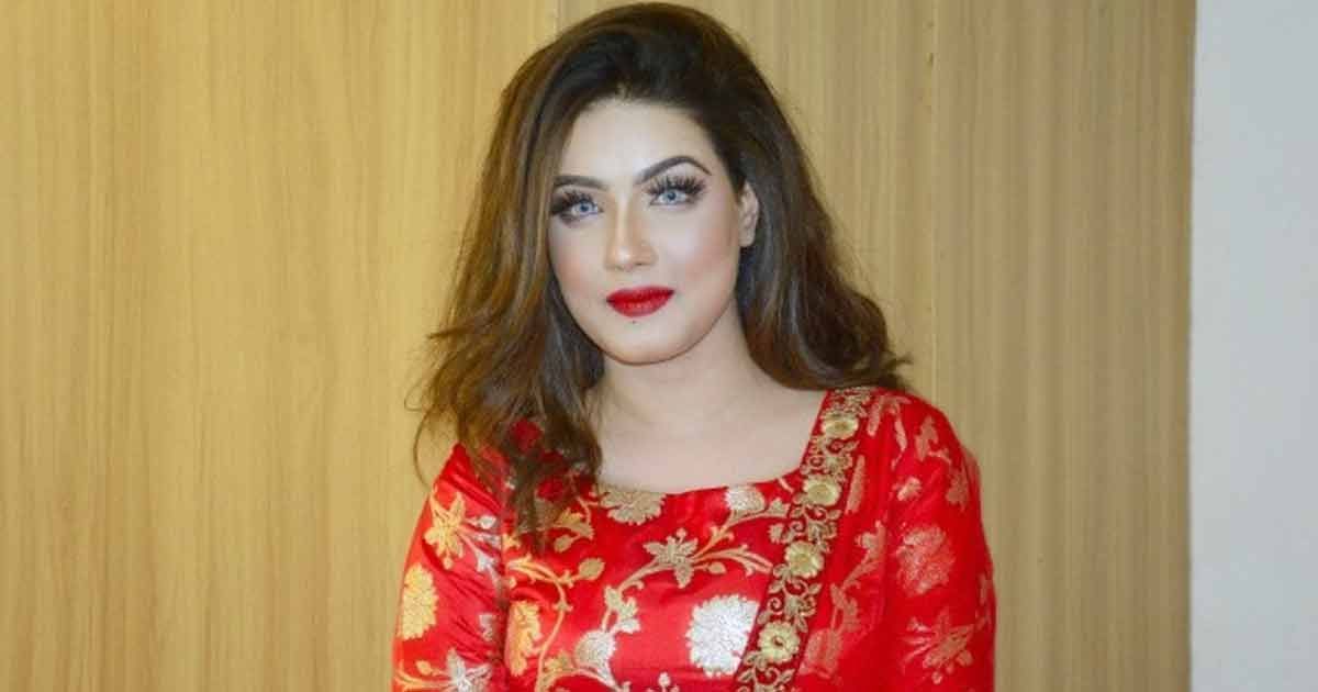 ফেসবুক-লাইভে-এসে-বিজয়ী-এমপিকে-পরামর্শ-দিলেন-মাহি