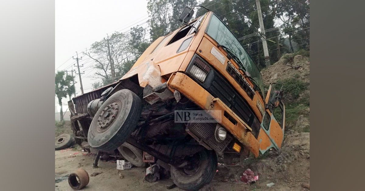 মেরামত করতে গিয়ে ট্রাকের নিচে চাপা পড়ে ২ মিস্ত্রি নিহত