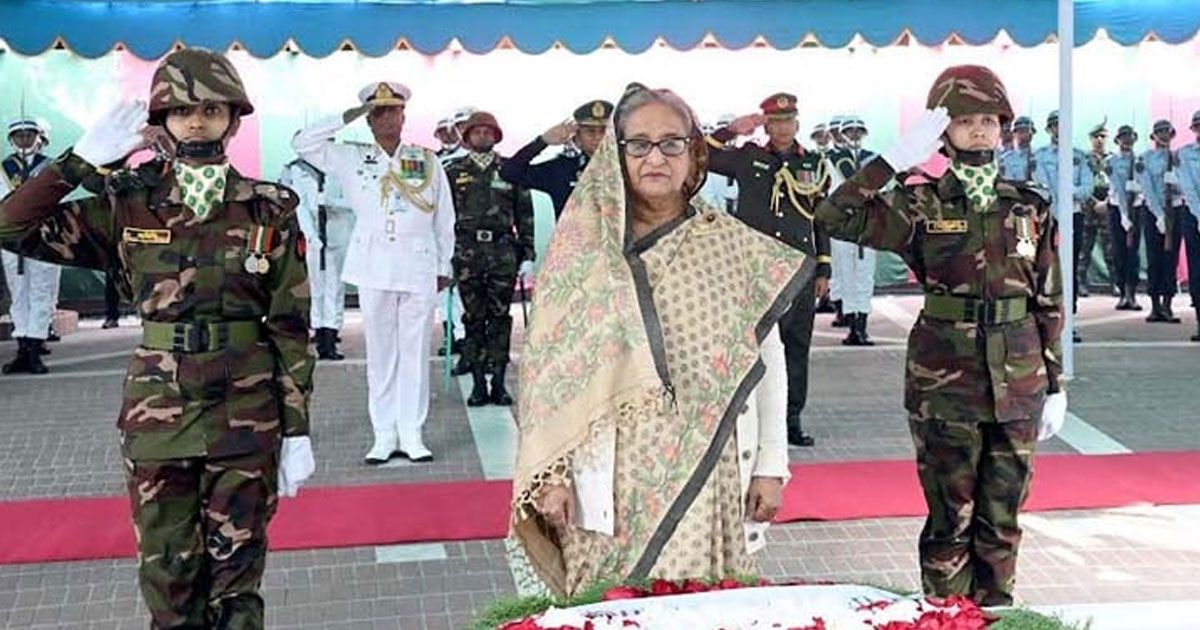 টুঙ্গিপাড়ায় বঙ্গবন্ধুর সমাধিতে শ্রদ্ধা প্রধানমন্ত্রী ও মন্ত্রিসভার সদস্যদের