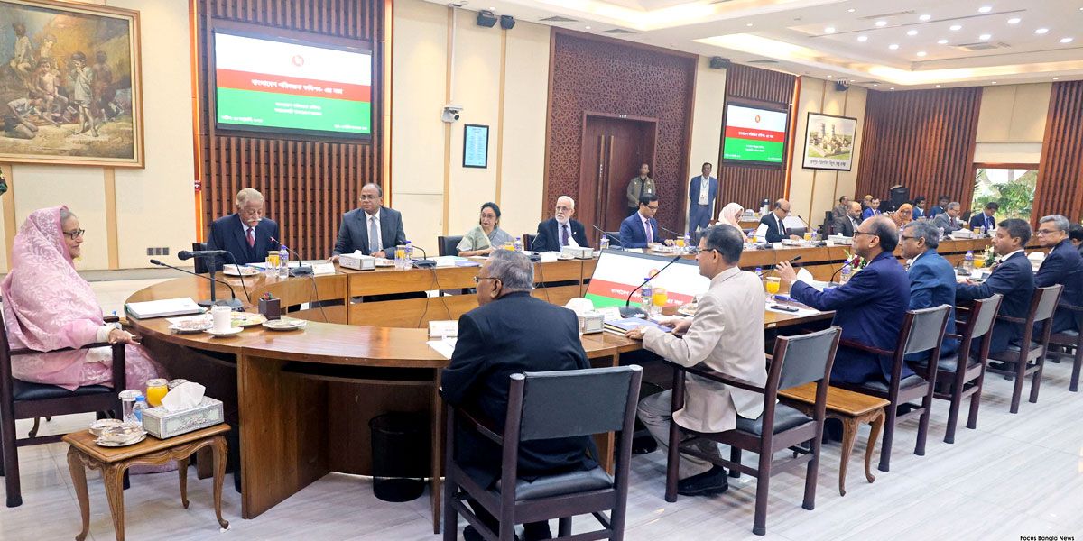 অগ্রাধিকার ভিত্তিতে চলমান প্রকল্পগুলো শেষ করার তাগিদ প্রধানমন্ত্রীর