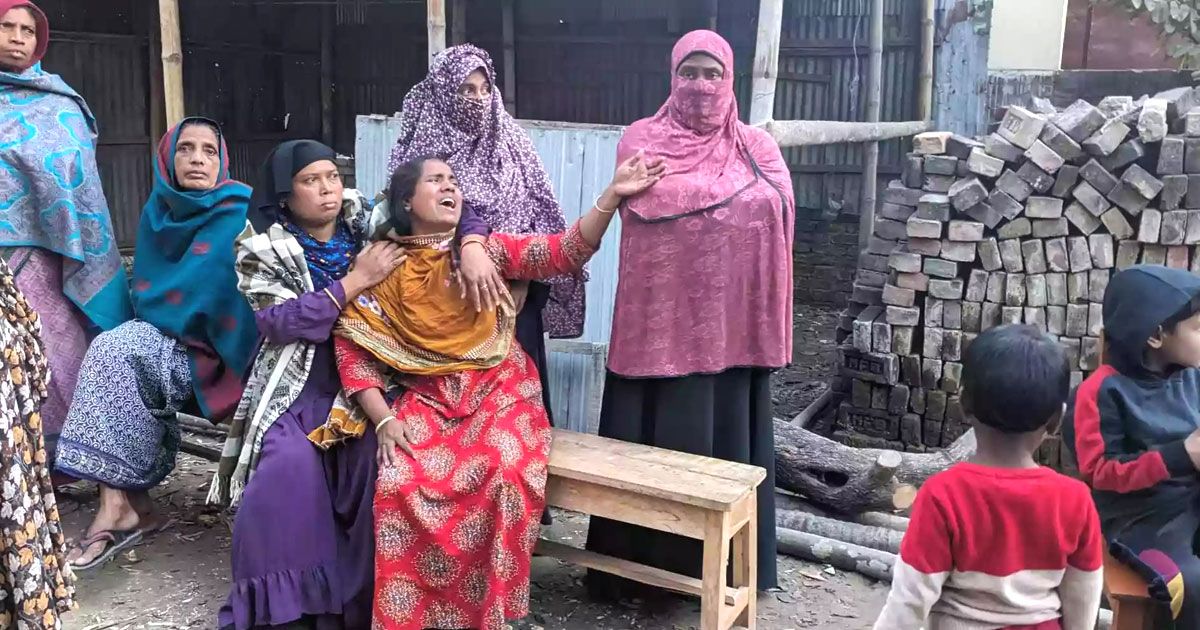 কুষ্টিয়ায় এক ঘরে বাবা ও ছেলের ঝুলন্ত মরদেহ