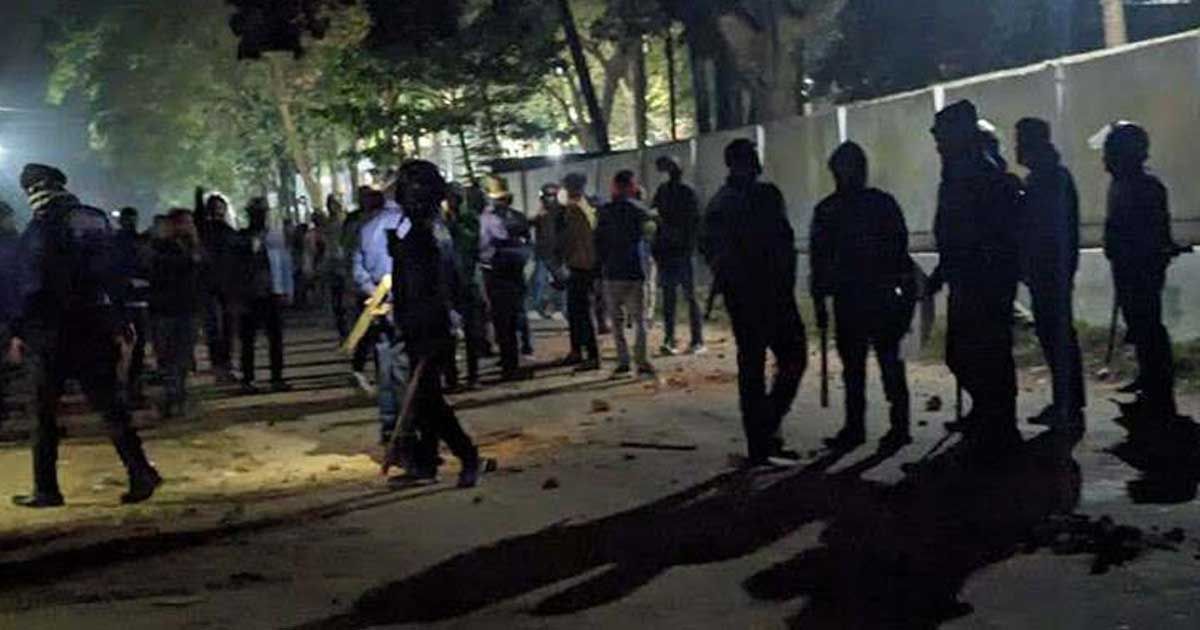 চবিতে-ছাত্রলীগের-দুই-গ্রুপে-সংঘর্ষে-আহত-৮