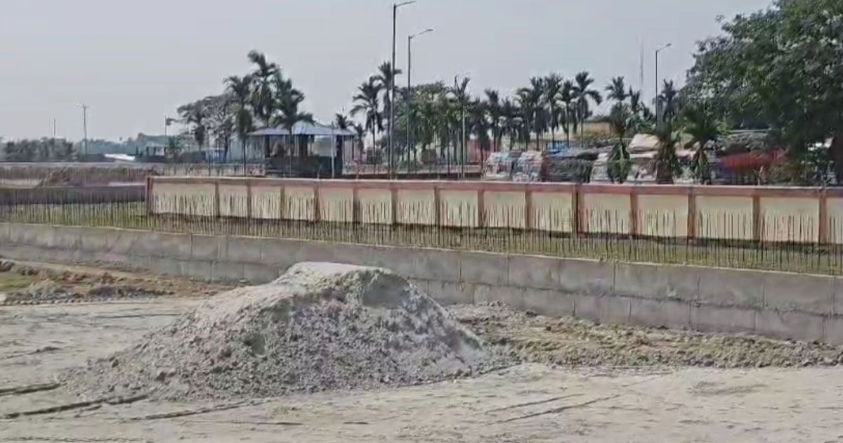 বিএসএফের-বাধায়-বন্ধ-বেনাপোলের-ট্রাক-টার্মিনাল-নির্মাণকাজ
