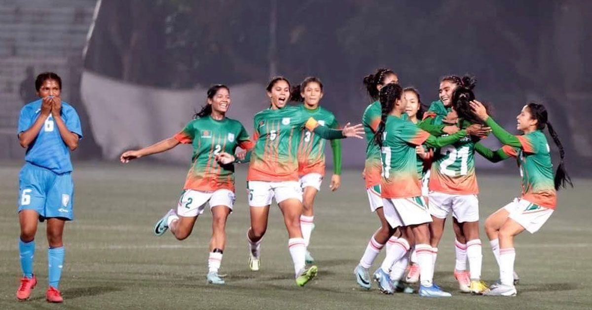 নাটক-ও-বিতর্কের-পর-বাংলাদেশ-ভারত-যৌথ-চ্যাম্পিয়ন