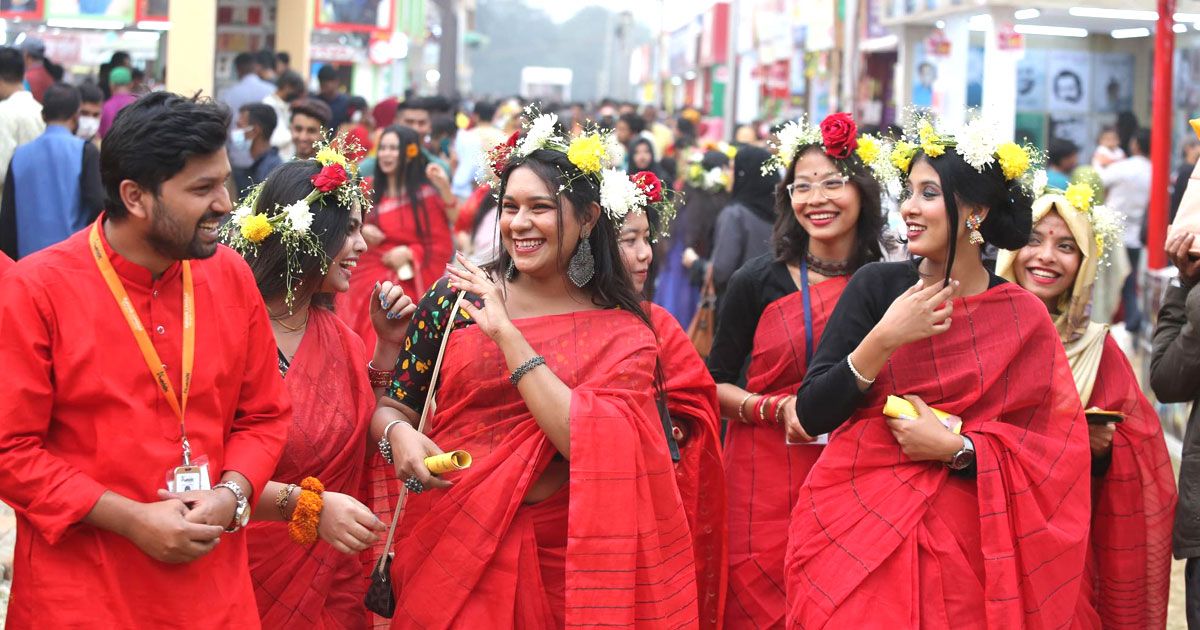 বসন্ত-ভালোবাসায় রাঙানো প্রাণের মেলা