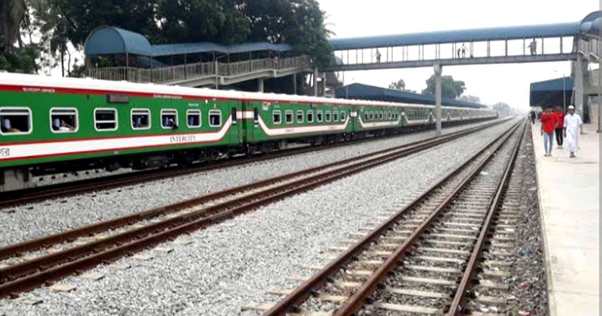 চট্টগ্রাম-কক্সবাজার রুটে সহসাই চালু হচ্ছে না কমিউটার ট্রেন