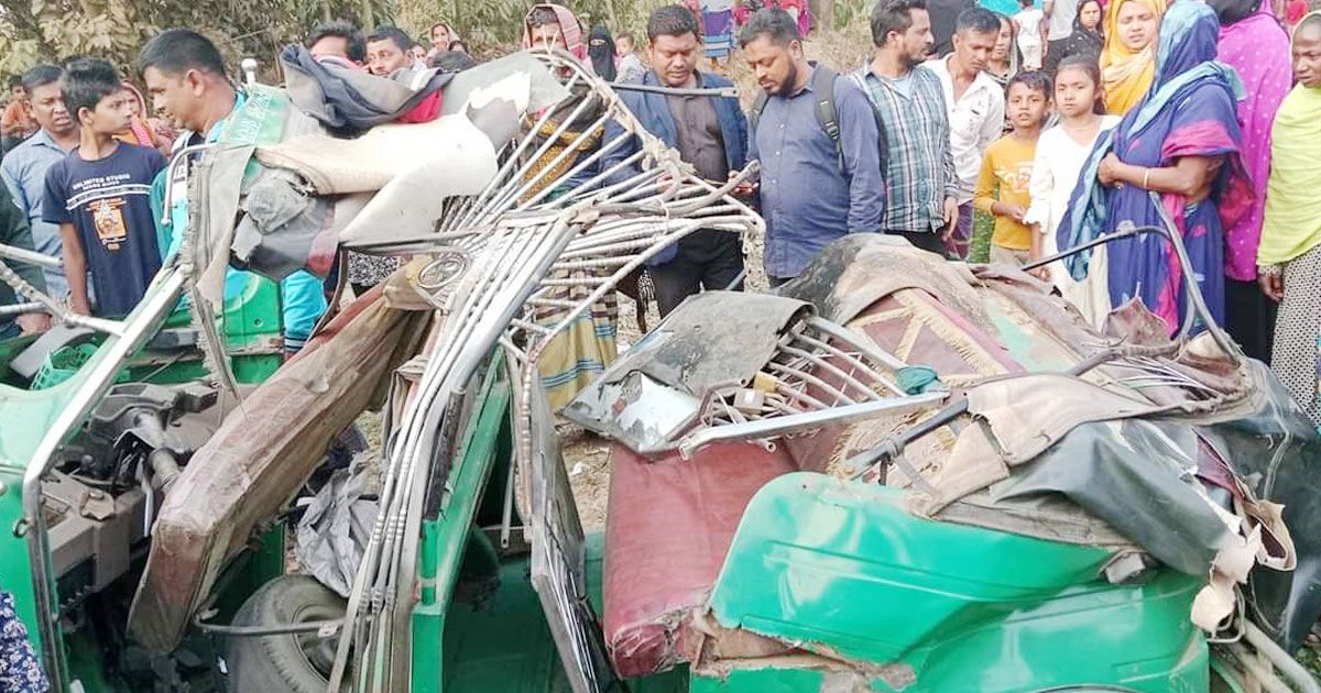 মির্জাপুরে পিকআপ-অটোরিকশা মুখোমুখি সংঘর্ষ, নিহত ৪