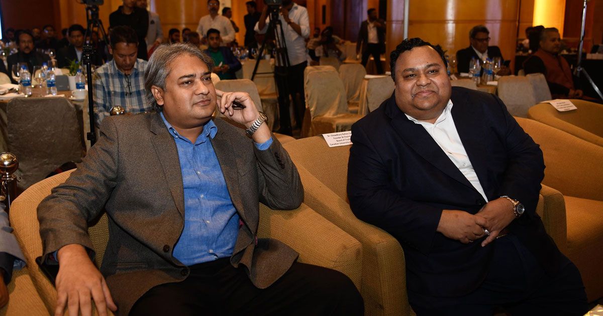 ‘রেড এলার্ট’-এর মোড়ক উন্মোচন, মিলবে বইমেলায়