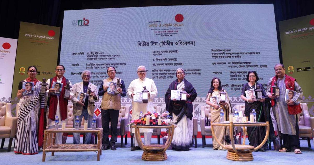 শুধু ফেব্রুয়ারি নয়, বছরজুড়ে বাংলা ভাষার চর্চা করতে হবে: দীপু মনি