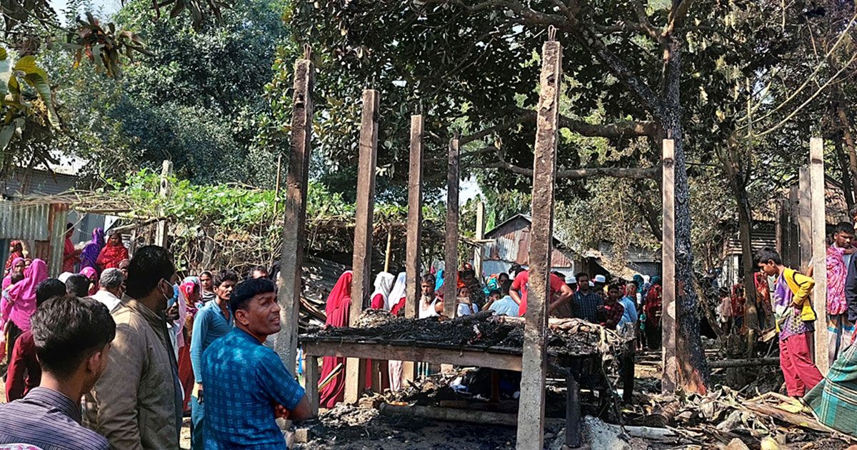 শেরপুরে-আগুনে-পুড়ে-দাদি-নাতির-মৃত্যু