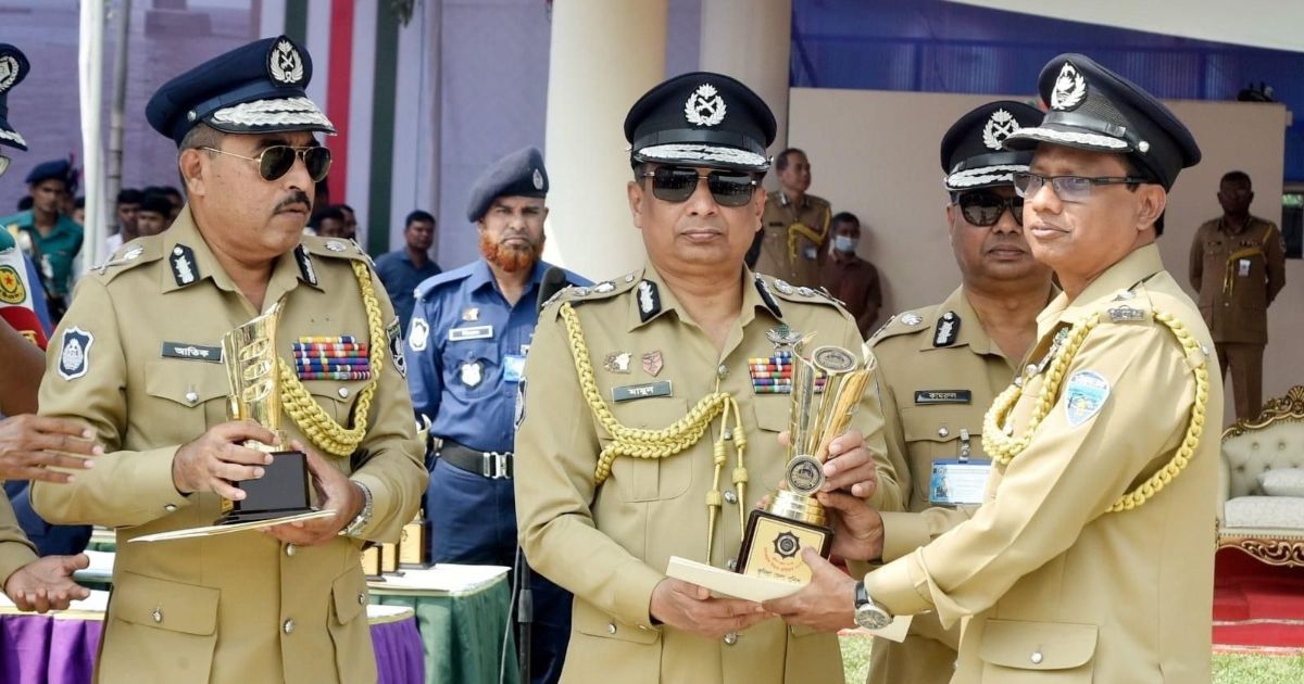 মাদক-ও-অস্ত্র-উদ্ধারে-দেশসেরা-কুমিল্লা-জেলা-পুলিশ 