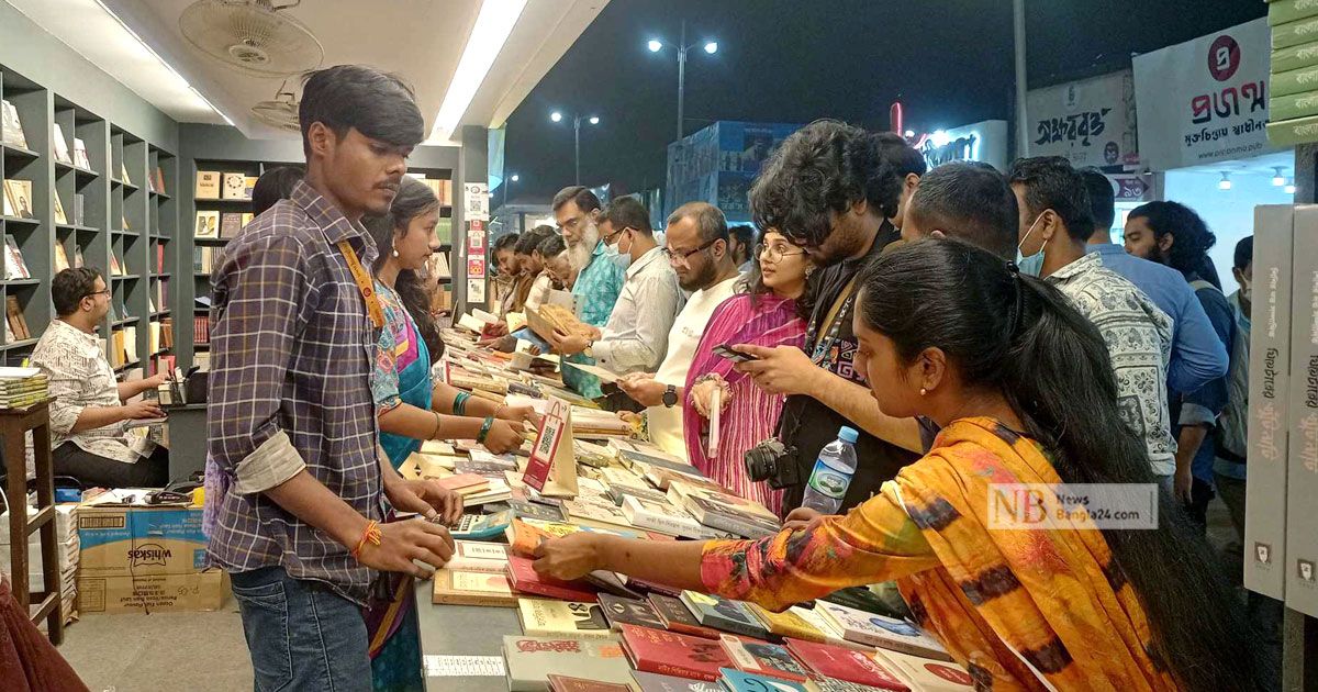 ৬০ লাখ দর্শনার্থীর মেলায় ৬০ কোটি টাকার বই বিক্রি