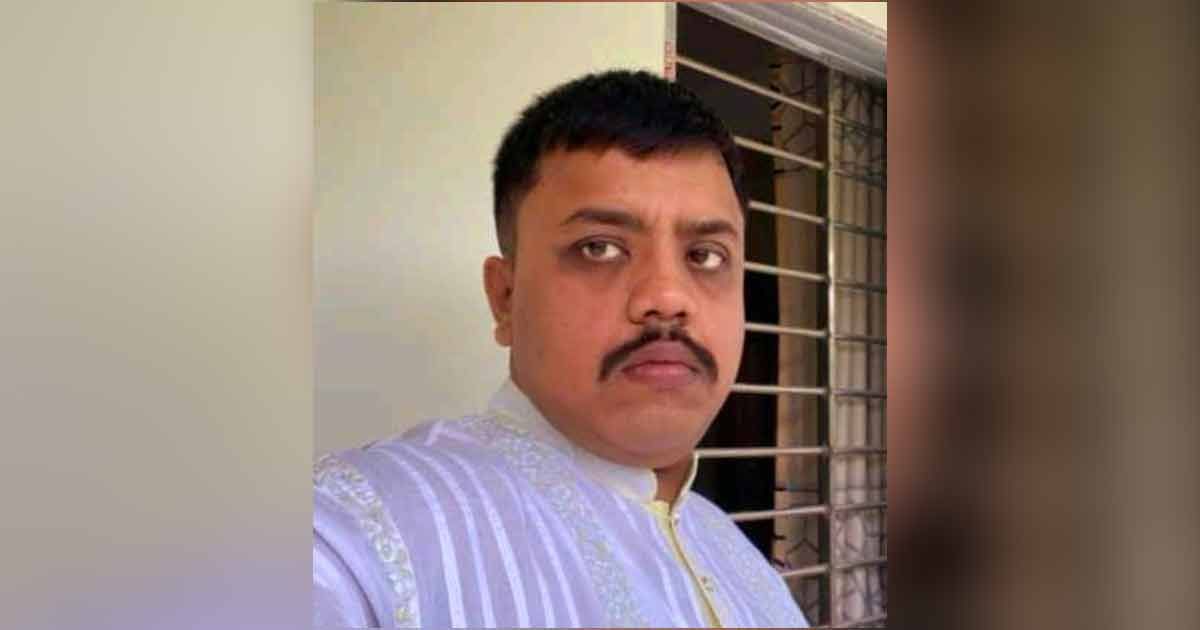 টেবিলে পিস্তল রেখে ক্লাস নিতেন শরীফ, গুলির হুমকি দিয়ে হারিয়েছিলেন চাকরি