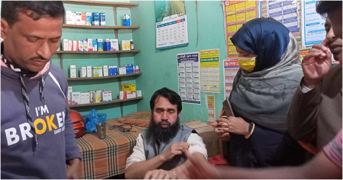 মেহেরপুরে-মৌমাছির-আক্রমণে--অন্তত-২৫-জন-আহত