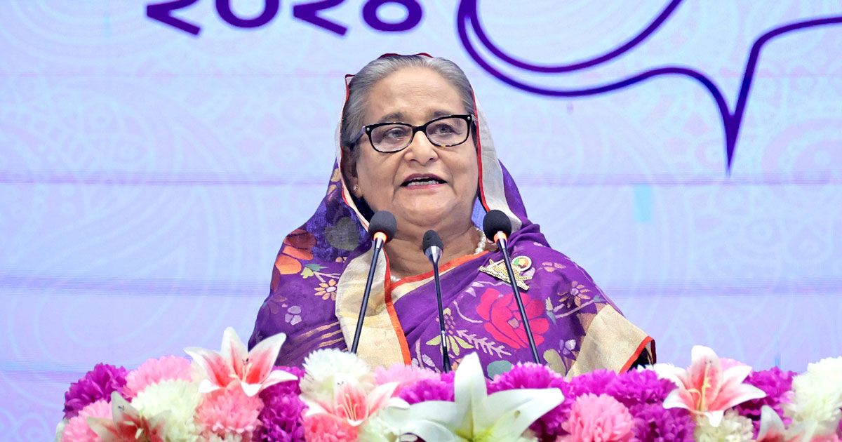 স্ত্রী-চা-বানানোর-সময়-স্বামী-সন্তানদের-দেখলে-সময়-বাঁচে-প্রধানমন্ত্রী
