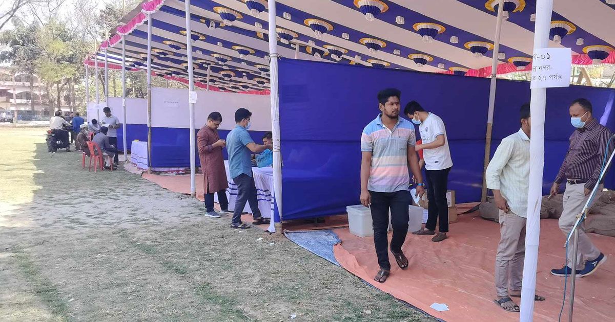 কুসিক-নির্বাচন-কেন্দ্রে-কেন্দ্রে-যাচ্ছে-ইভিএম