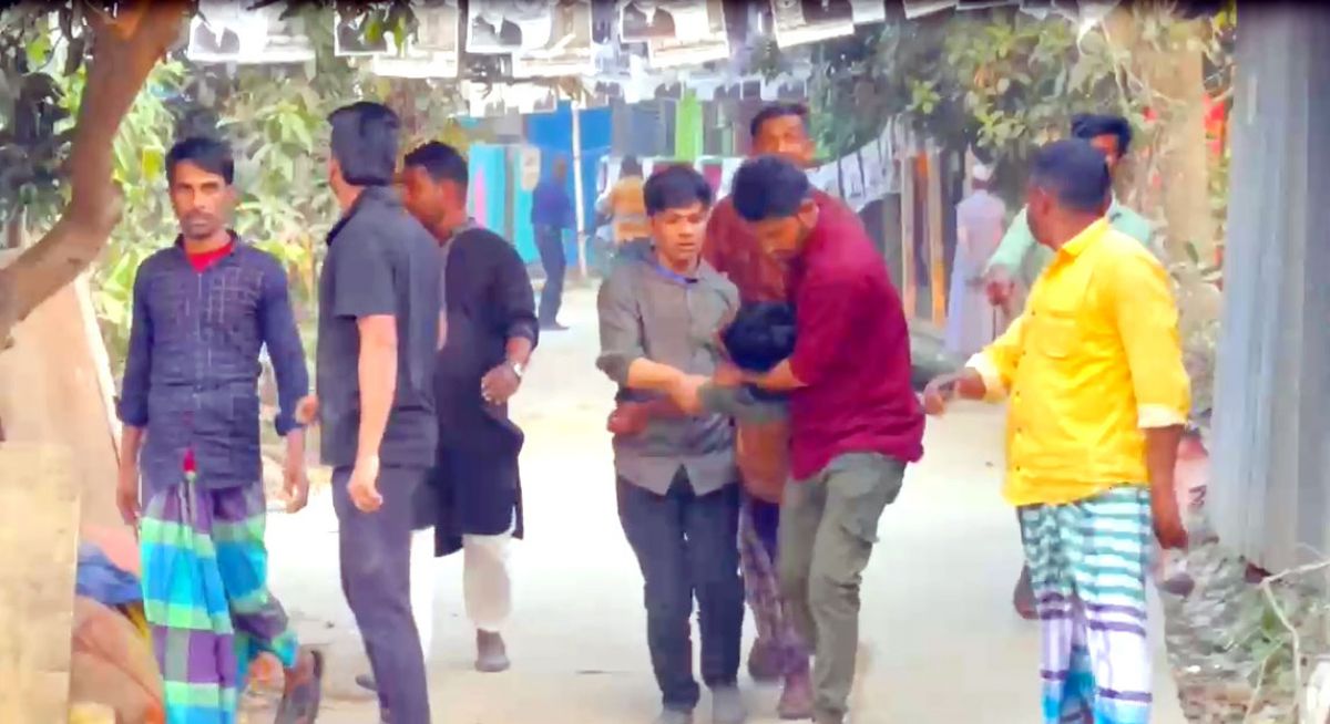 সোনারগাঁয়ে-উপনির্বাচনে-সংঘর্ষ-গুলিতে-যুবক-নিহত