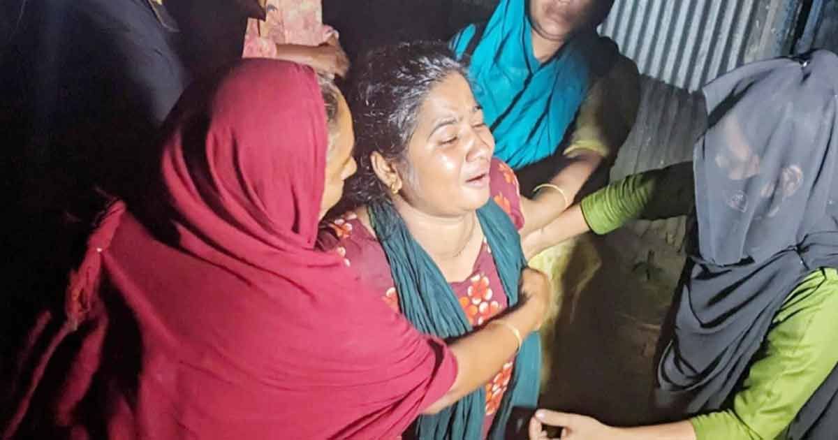 স্বরাষ্ট্রমন্ত্রীর-কাছে-আত্মসমর্পণ-করা-সর্বহারা-নেতাকে-গুলি-করে-হত্যা


