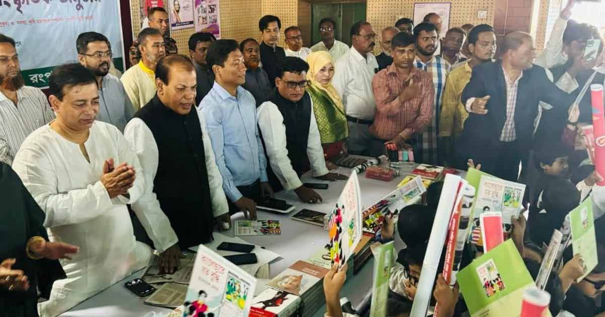 শিশুদের-মধ্যে-বই-ও-ইফতার-বিতরণ-এনআরবিসি-ব্যাংকের