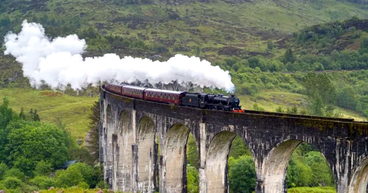 The-Harry-Potter-steam-train-has-closed