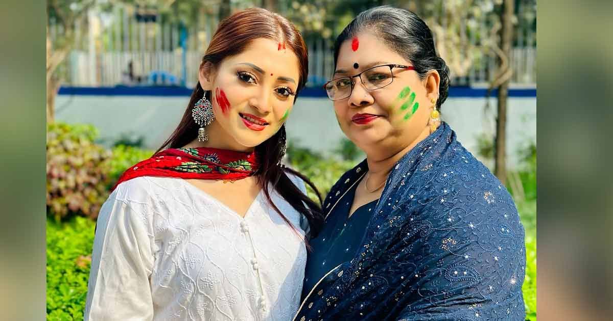 মা-হারালেন-পূজা-চেরি