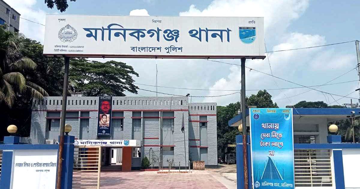 সিগারেটের-ভেতর-ইয়াবা-দিয়ে-দোকানিকে-ফাঁসানোর-চেষ্টা