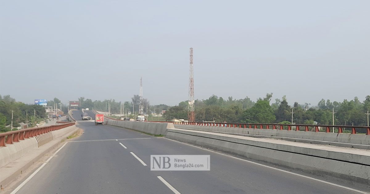 4-lanes-open-on-Hatikumrul-Banpara-highway-to-facilitate-Eid-journey