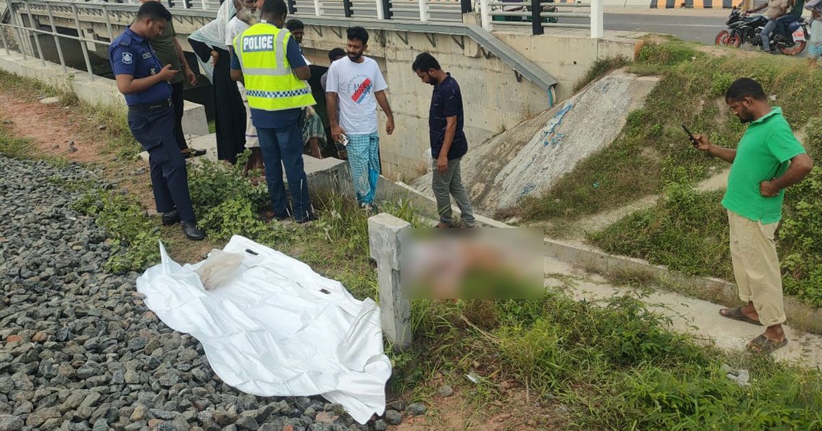 মুন্সীগঞ্জে-ট্রেনে-কাটা-পড়ে-গরু-ব্যবসায়ীর-মৃত্যু