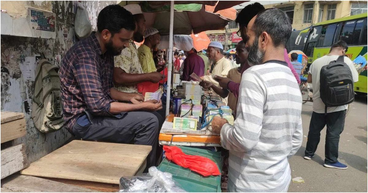 জমেছে নতুন টাকার বাজার, দাম বেশি বলছেন ক্রেতারা