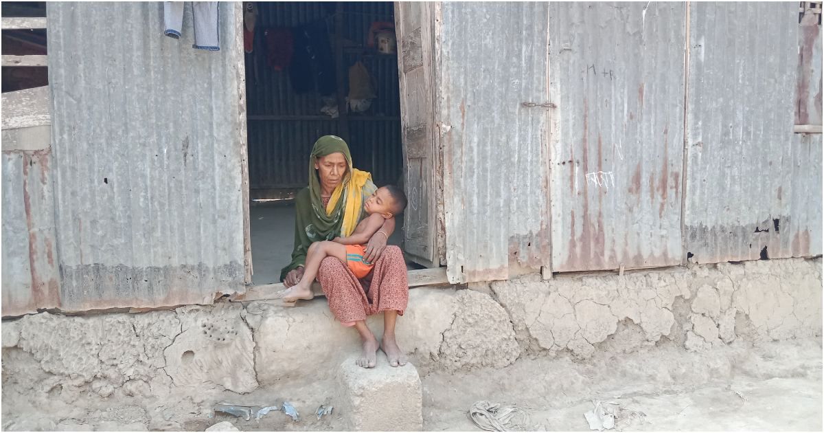 মা-বাবার জন্য অপেক্ষা ফুরোয় না সাজিদের