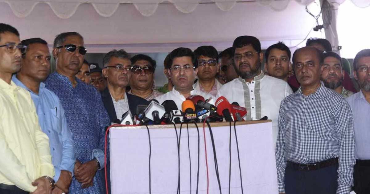 প্রতিকূল-আবহাওয়া-মাথায়-রেখেই-ঈদের-প্রধান-জামাতের-প্রস্তুতি-মেয়র-তাপস
