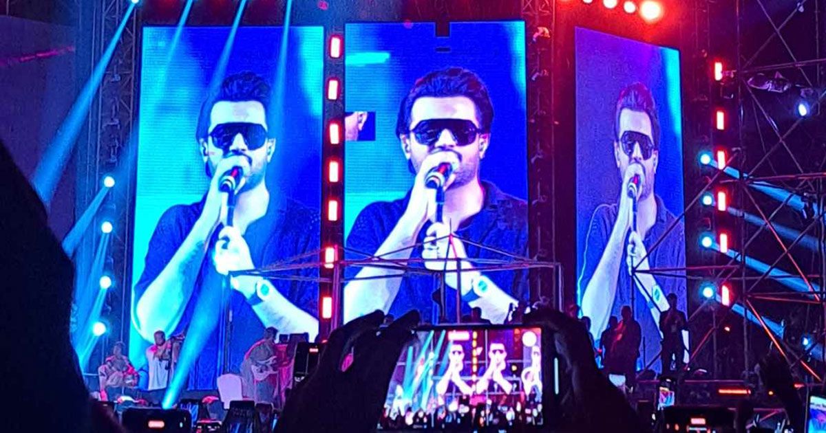 Atif-Aslam-set-the-stage-in-Dhaka