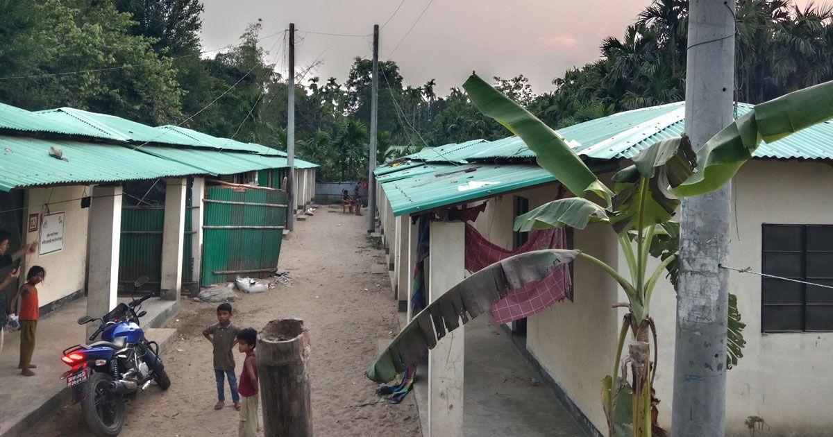 টেকনাফে আশ্রয়ণের অধিকাংশ ঘরে চলছে ভাড়া-বাণিজ্য