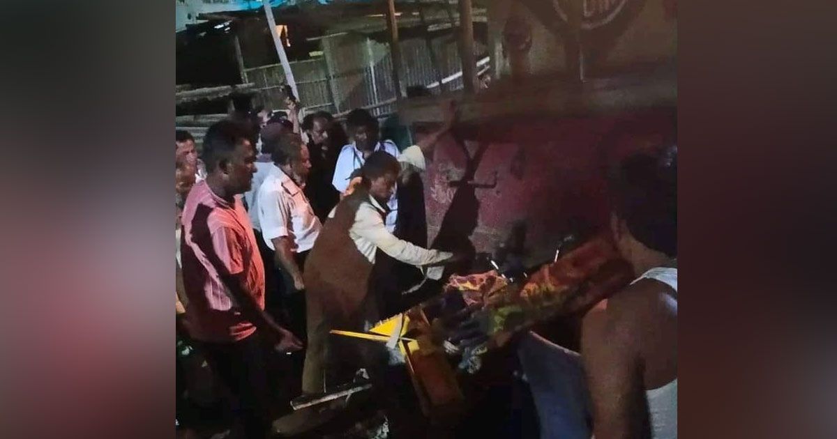 ময়মনসিংহে-ট্রেনের-ধাক্কায়-অটোরিকশার-২-যাত্রী-নিহত