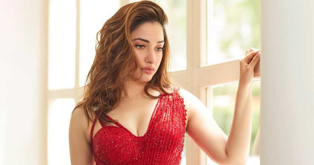 পুলিশের কাছে কেন সময় চাইলেন তামান্না 