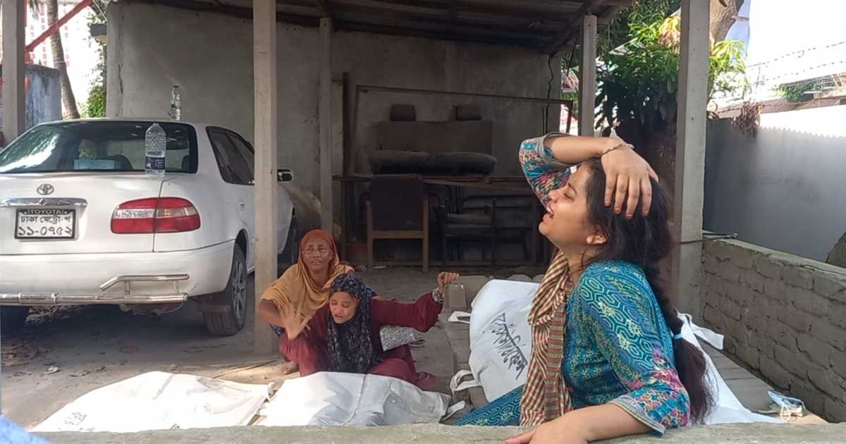 গজারিয়ায়-সড়ক-দুর্ঘটনায়-একই-পরিবারের-৩-জন-নিহত