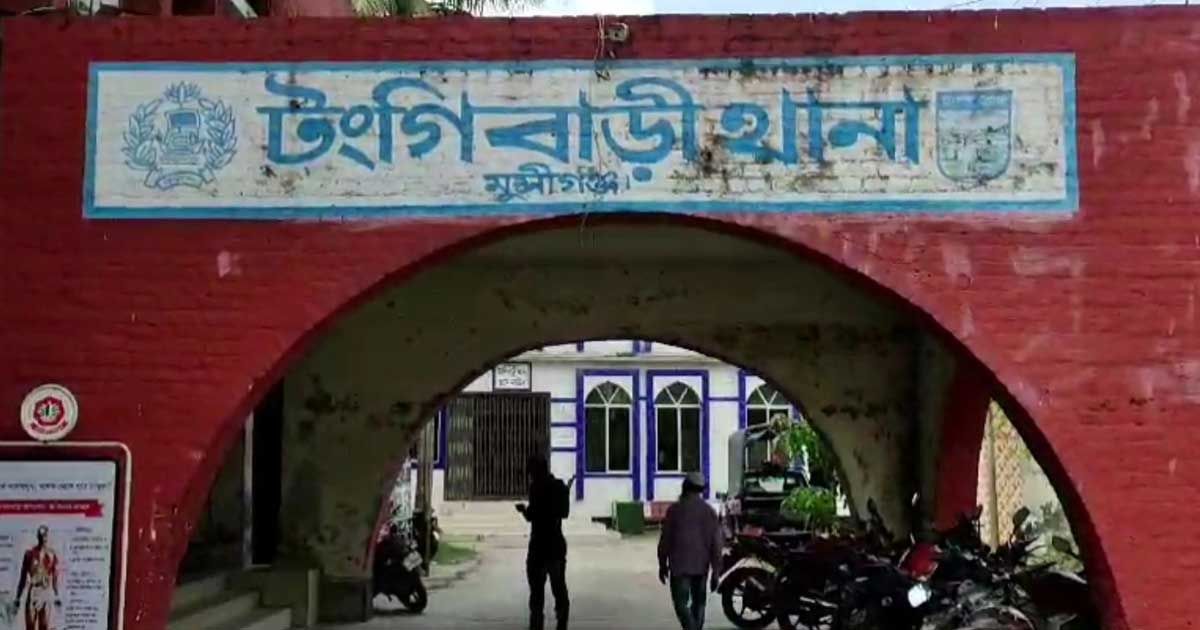 সড়কের-পাশে-অজ্ঞাত-কিশোরের-গলা-কাটা-মরদেহ
