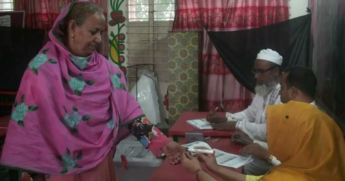 ভোট-শেষ-চলছে-গণনা

