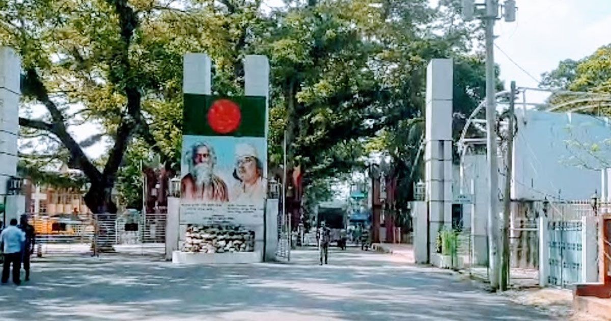 ট্যুরিস্ট-ভিসায়-তিন-দিন-ভারতে-যেতে-পারবেন-না-বাংলাদেশিরা